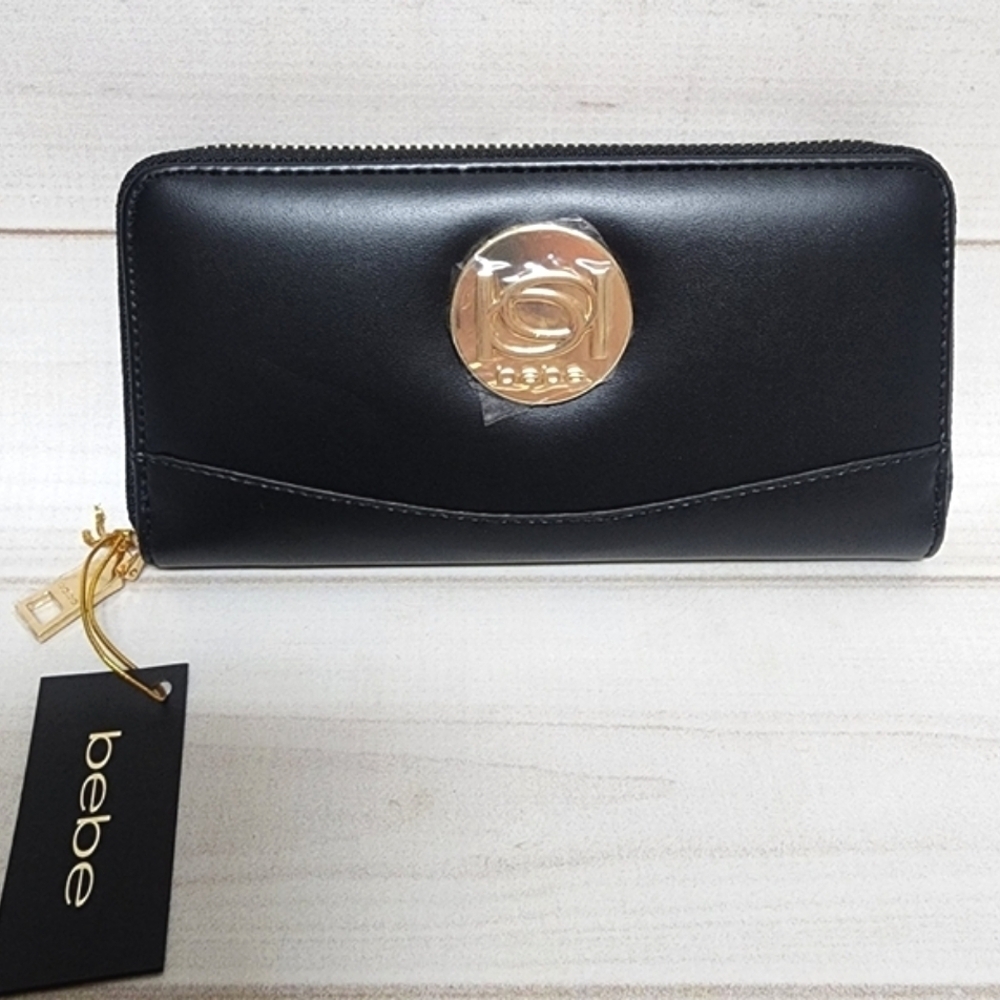 Bebe Melendy Zip Around Wallet in Black - New With Tags